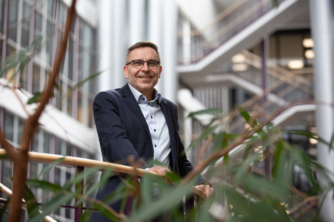 Jussi Jokiniemi Yrityssalossa